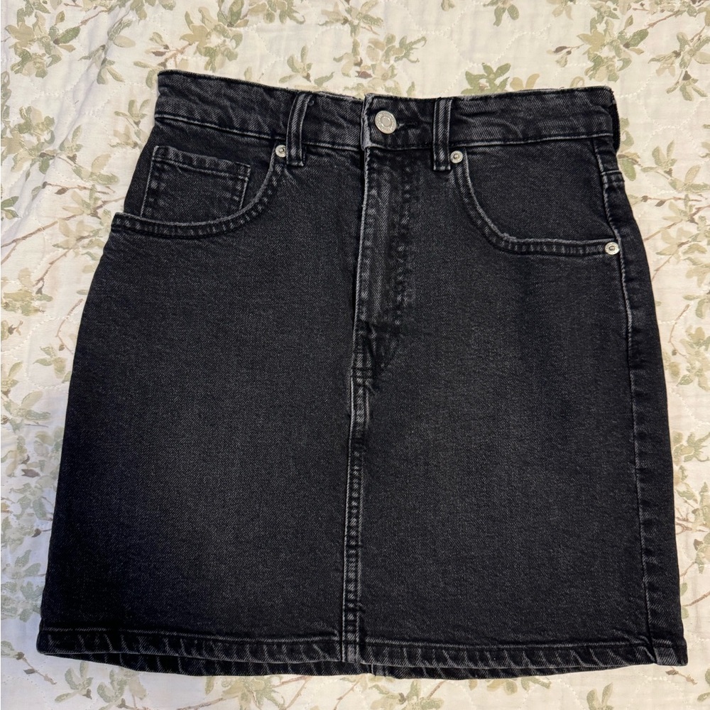 Black denim skirt